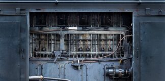 Czym się mierzy cylinder?