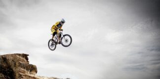 Co grozi za jazdę bez prawa jazdy 2023?