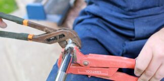 Jak rozkręcić wersalkę?