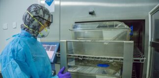 Jak działa autoklaw?