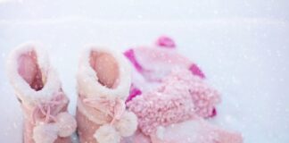 Czy płukać ubranka dla noworodka w płynie?